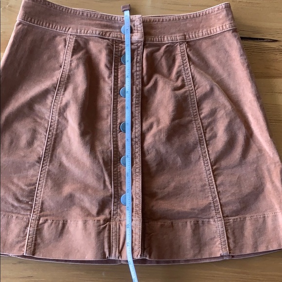 Madewell Camel Snap front Skirt - Picture 7 of 8